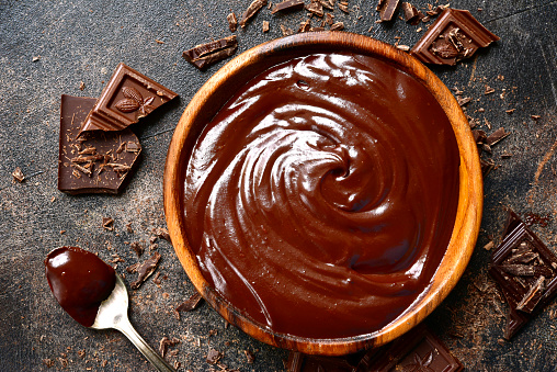 Quelques astuces pour rattraper la ganache au chocolat trop liquide